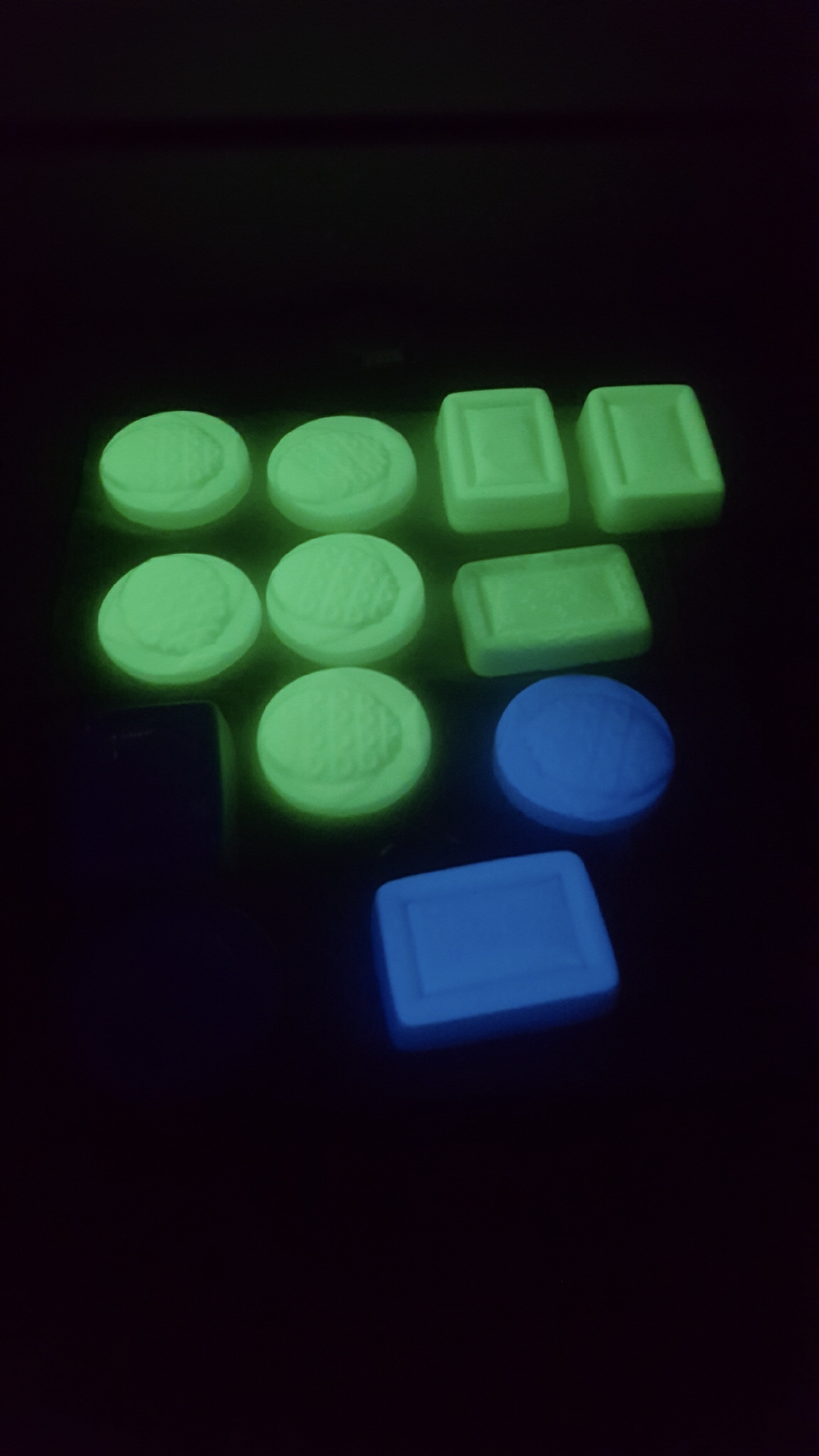 "GLOW LEMON/LIME" 84g/3oz - Black Diamond Pigments