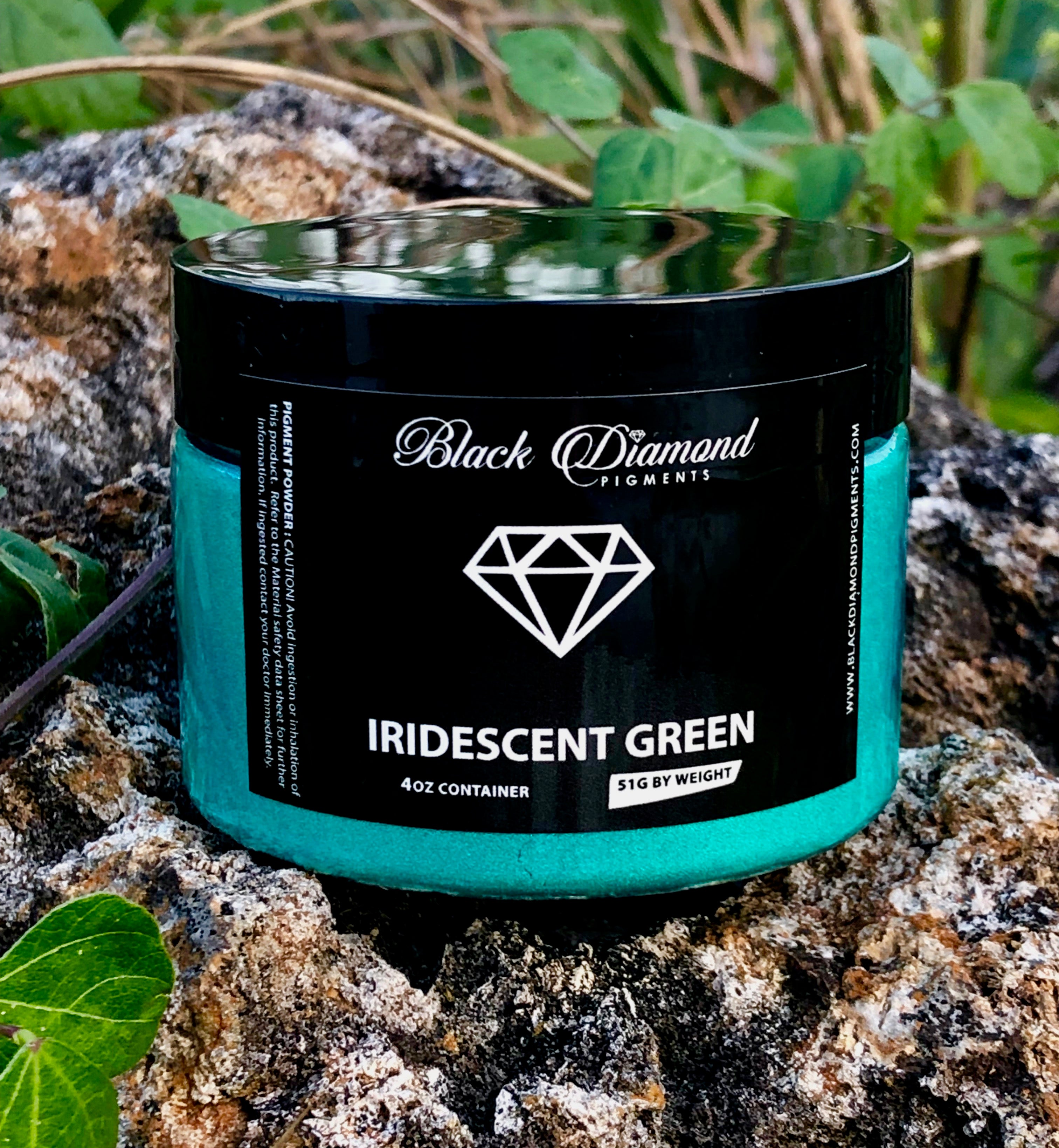 "IRIDESCENT GREEN" Black Diamond Pigments